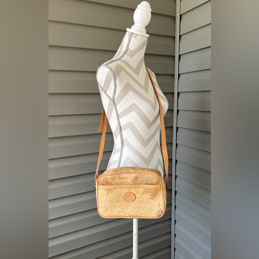 Vintage- Allan Edward World Map Crossbody Bag Zip Top